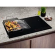 Kép 3/12 - Electrolux ECC83410CK Beépíthető indukciós főzőlap beépített páraelszívóval, Bridge funkció, 80 cm