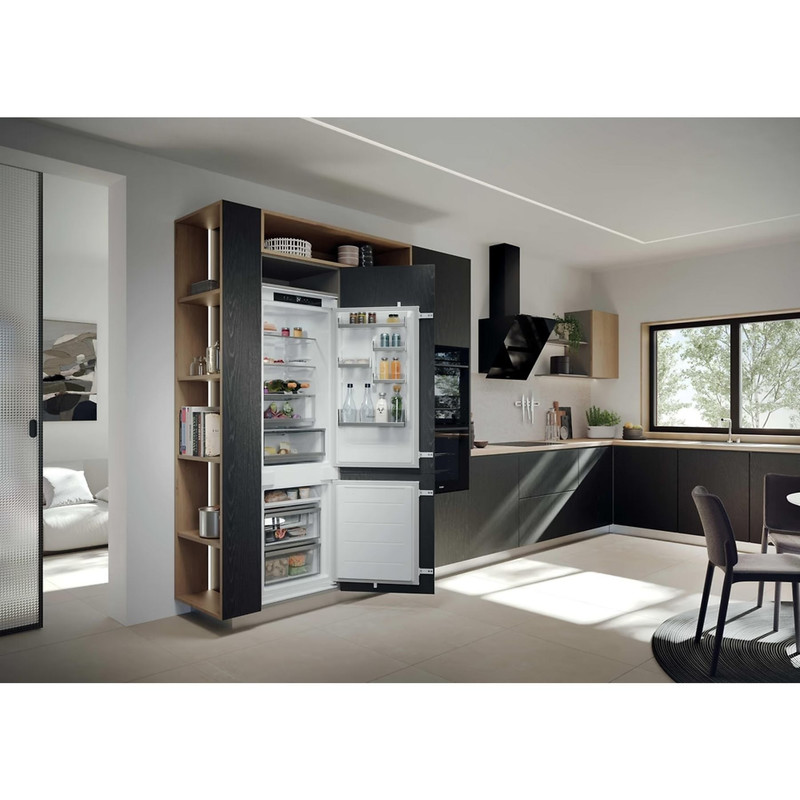 Haier EHBQW5518 Beépíthető kombi hűtőszekrény, NoFrost Haier EHBQW5518 Beépíthető kombi hűtőszekrény, NoFrost