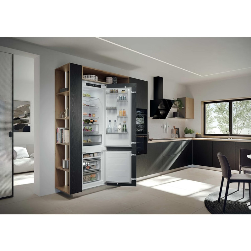 HAIER EHBQW5519E Beépíthető kombinált hűtőszekrény 194cm, 284l, Total No Frost, WiFi HAIER EHBQW5519E Beépíthető kombinált hűtőszekrény 194cm, 284l, Total No Frost, WiFi