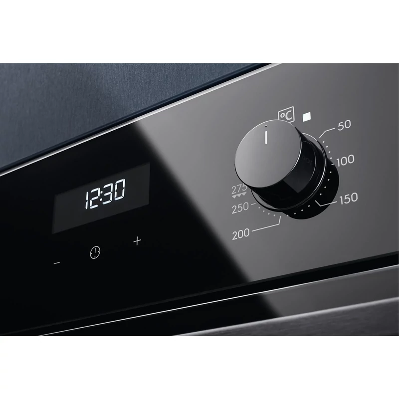 Electrolux EOD5F71Z SteamBake beépíthető sütő gőzfunkcióval, maghőmérő, tisztítás: aqua clean + katalitikus hátfal, LED kijelző Electrolux EOD5F71Z SteamBake beépíthető sütő gőzfunkcióval, maghőmérő, tisztítás: aqua clean + katalitikus hátfal, LED kijelző