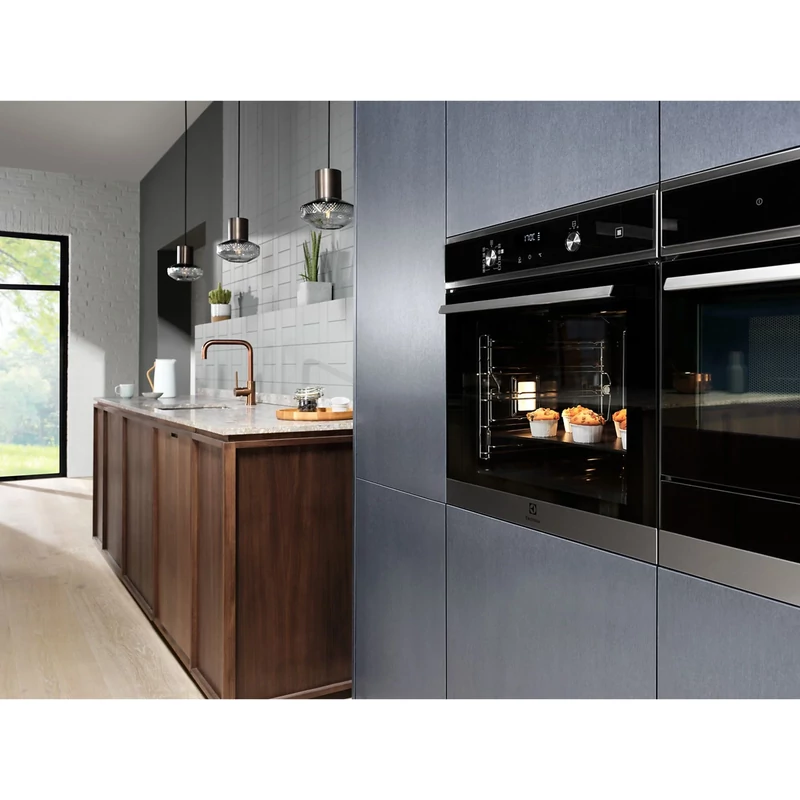 Electrolux EOD5F71Z SteamBake beépíthető sütő gőzfunkcióval, maghőmérő, tisztítás: aqua clean + katalitikus hátfal, LED kijelző Electrolux EOD5F71Z SteamBake beépíthető sütő gőzfunkcióval, maghőmérő, tisztítás: aqua clean + katalitikus hátfal, LED kijelző
