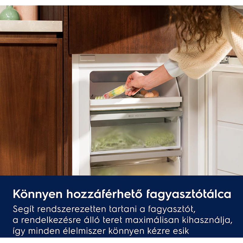Electrolux ENA7CE18S3 Kombinált hűtőszekrény , AI CoolAssist funkció, NoFrost, 177 cm Electrolux ENA7CE18S3 Kombinált hűtőszekrény , AI CoolAssist funkció, NoFrost, 177 cm