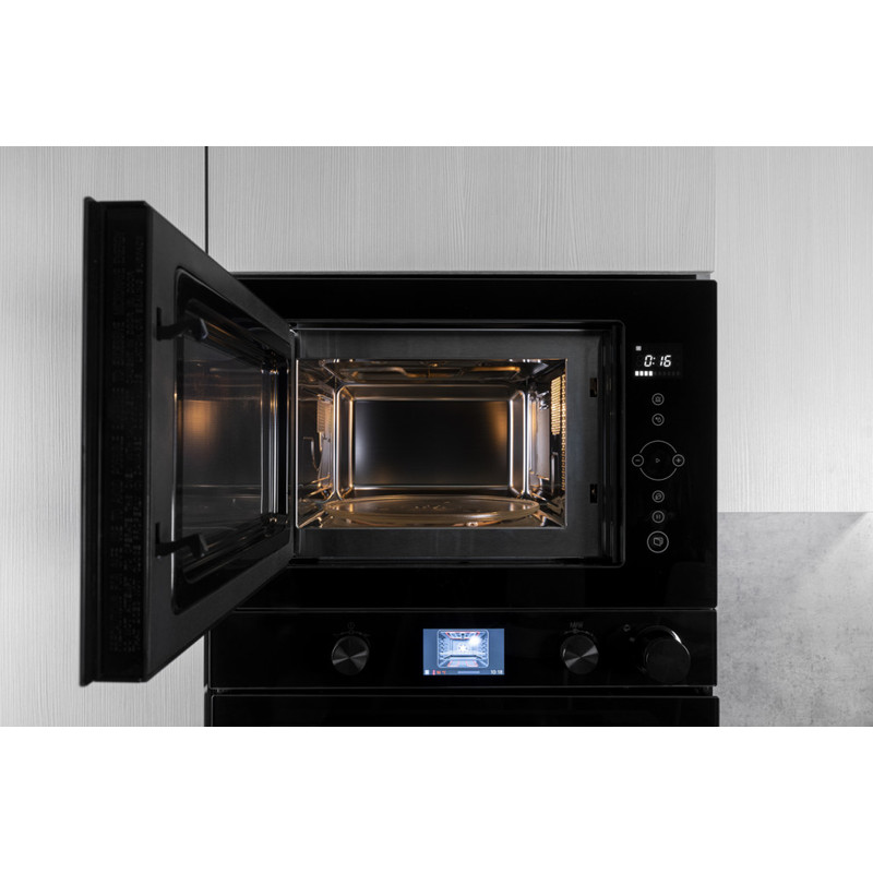 Kluge KTM2620B beépíthető mikrohullámú sütő grillel, 25L, fekete üveg Kluge KTM2620B beépíthető mikrohullámú sütő grillel, 25L, fekete üveg