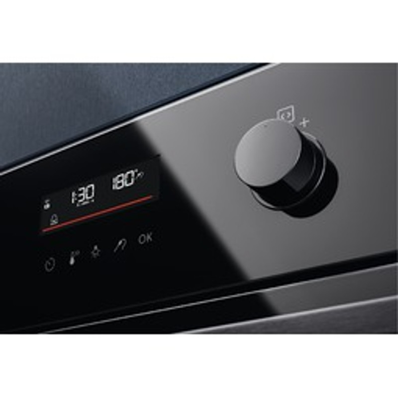 Electrolux EOD6P77WZ SteamBake beépíthető sütő gőzfunkcióval, WIFI, maghőmérő, pirolitikus tisztítás, LED kijelző