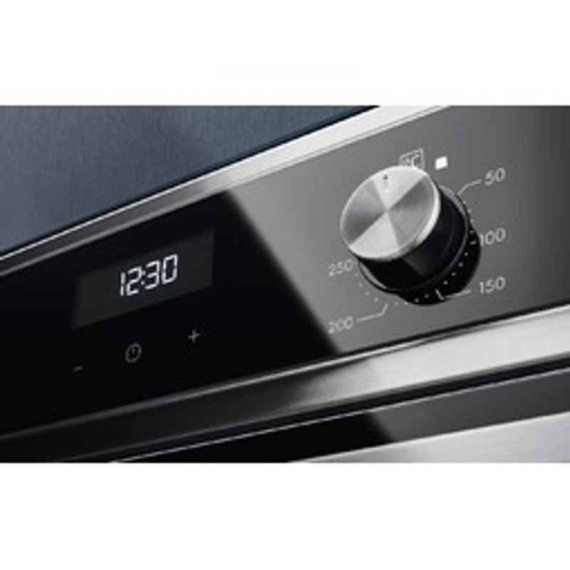 Electrolux EOD5F71X SteamBake beépíthető sütő gőzfunkcióval, maghőmérő, tisztítás: aqua clean + katalitikus hátfal, LED kijelző Electrolux EOD5F71X SteamBake beépíthető sütő gőzfunkcióval, maghőmérő, tisztítás: aqua clean + katalitikus hátfal, LED kijelző