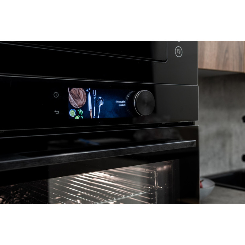 Kluge KTE1050B beépíthető multifunkciós fekete sütő, TFT